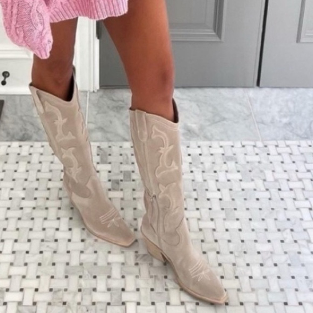 Dolce Vita Samare 6.5 Western Boots Taupe Suede